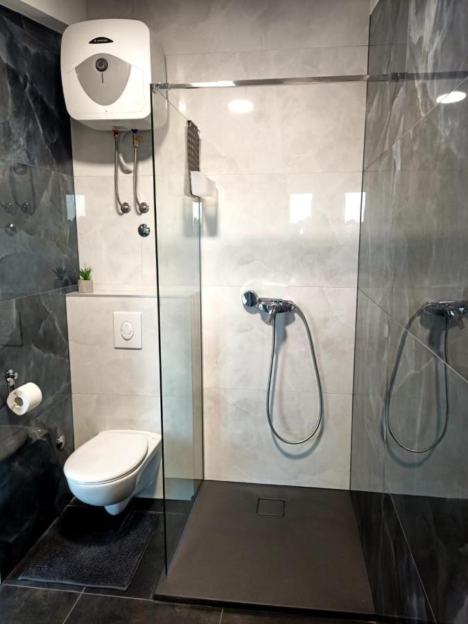 Apartman Lux Makarska Exterior photo