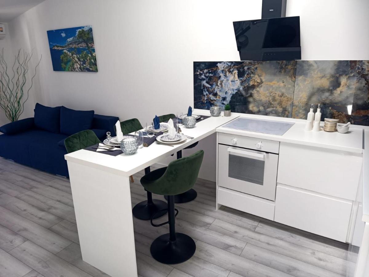 Apartman Lux Makarska Exterior photo