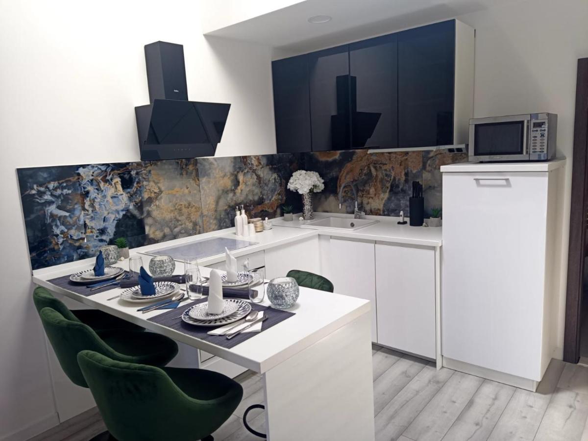 Apartman Lux Makarska Exterior photo