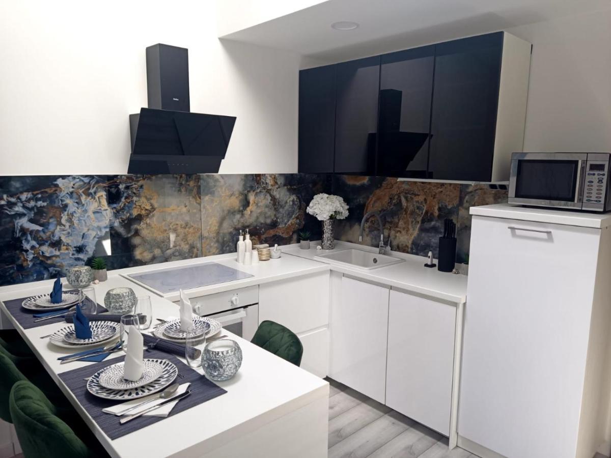 Apartman Lux Makarska Exterior photo